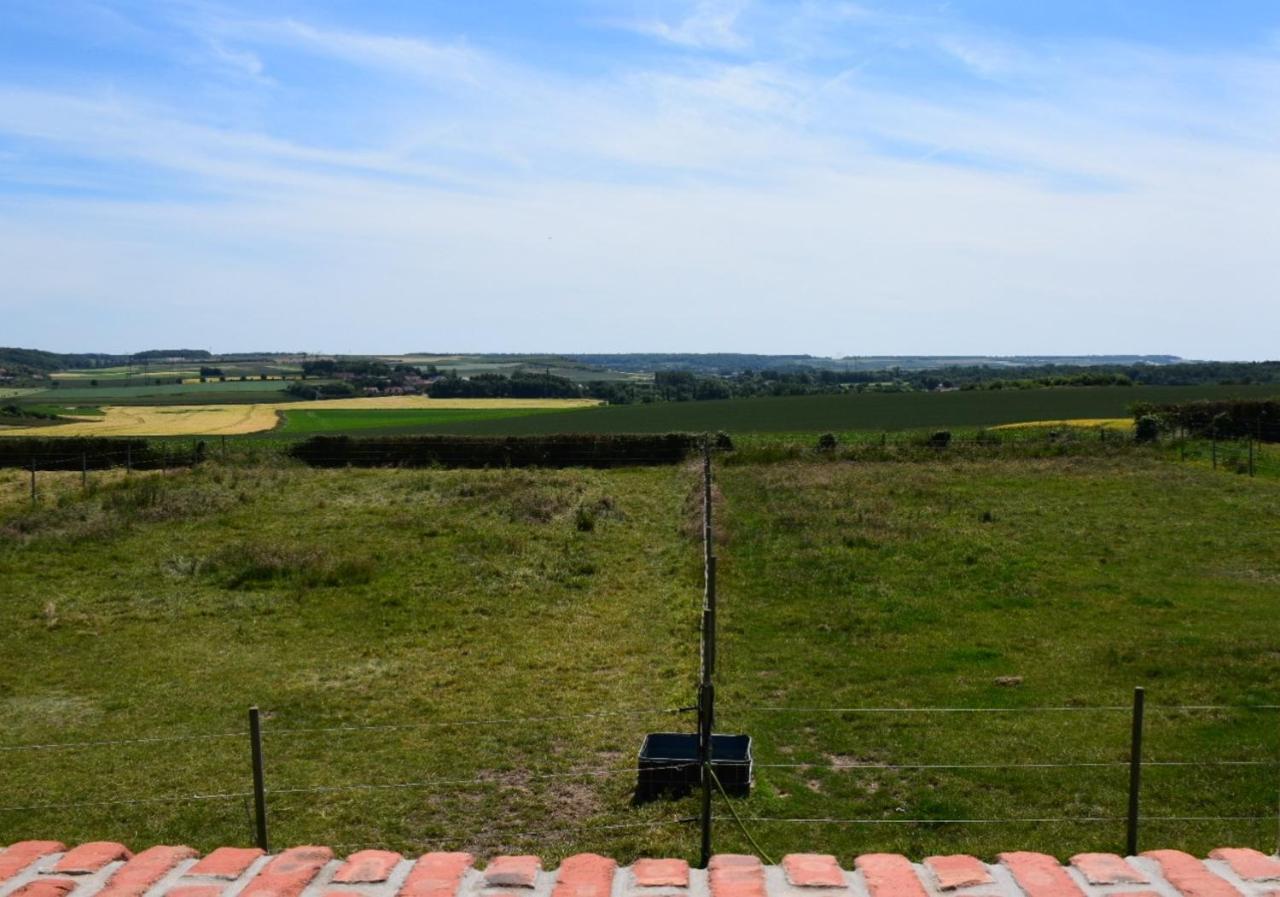 Le Clos De L'Angley Gites Et Ecurie Caffiers Exterior photo